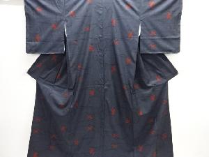 草花模様織り出し本場泥大島紬着物(5マルキ)